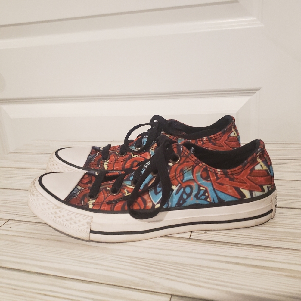 Converse All-Star Chuck Taylor Grafitti Shoe Women's SZ 6